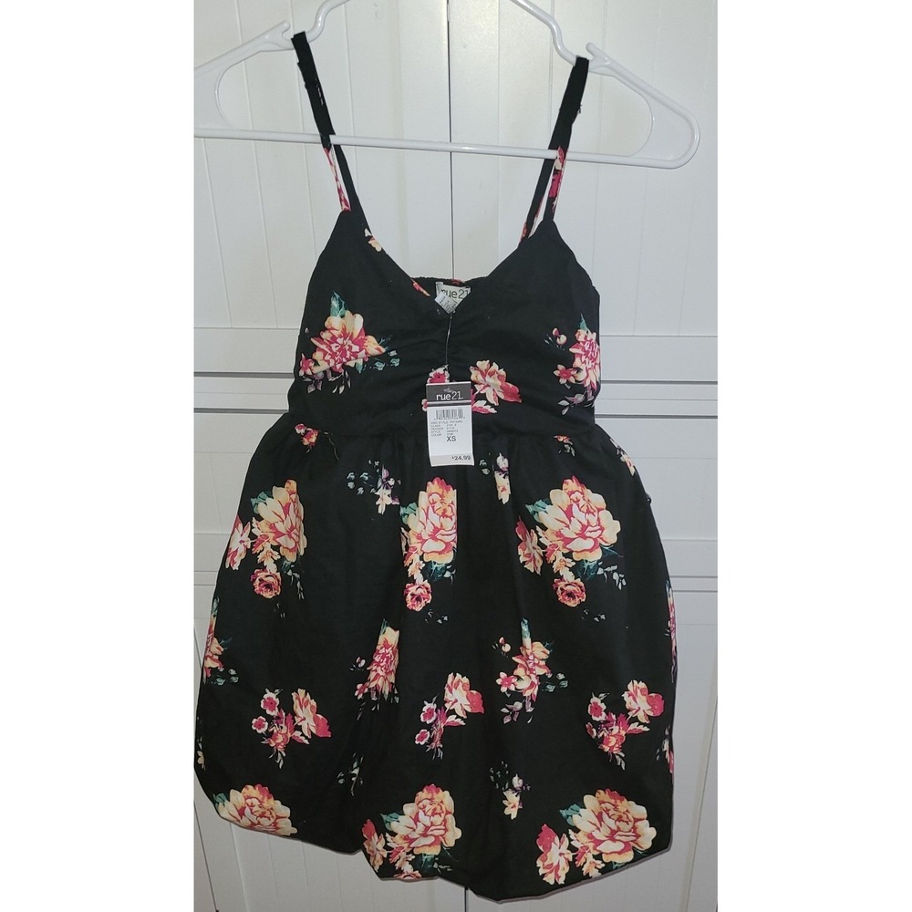 Bubble hem dress Rue 21‎ xs nwt